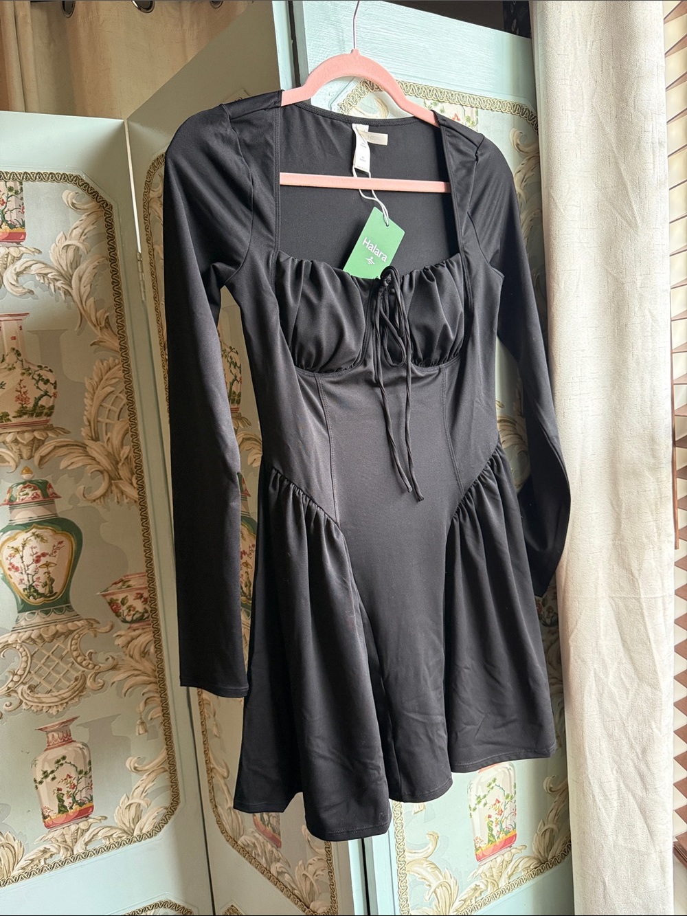 HALARA Black Long Sleeve Tie-Front Mini Dress with Square Neck